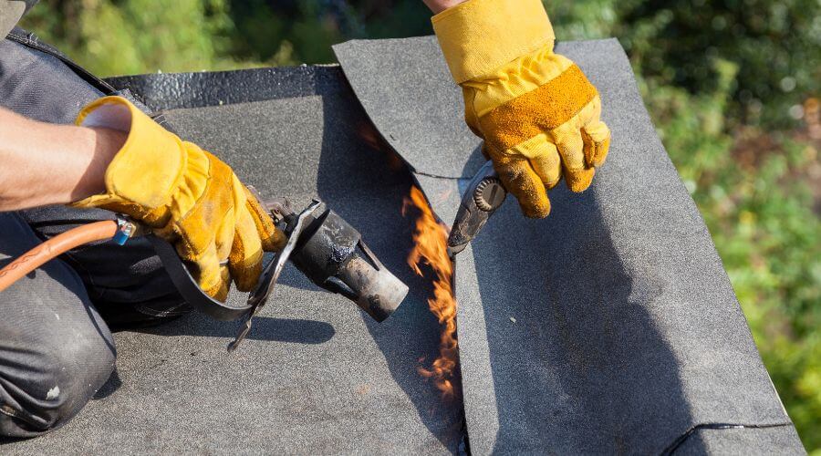 Expert Emergency Roof Repairs services in Newbury, OH